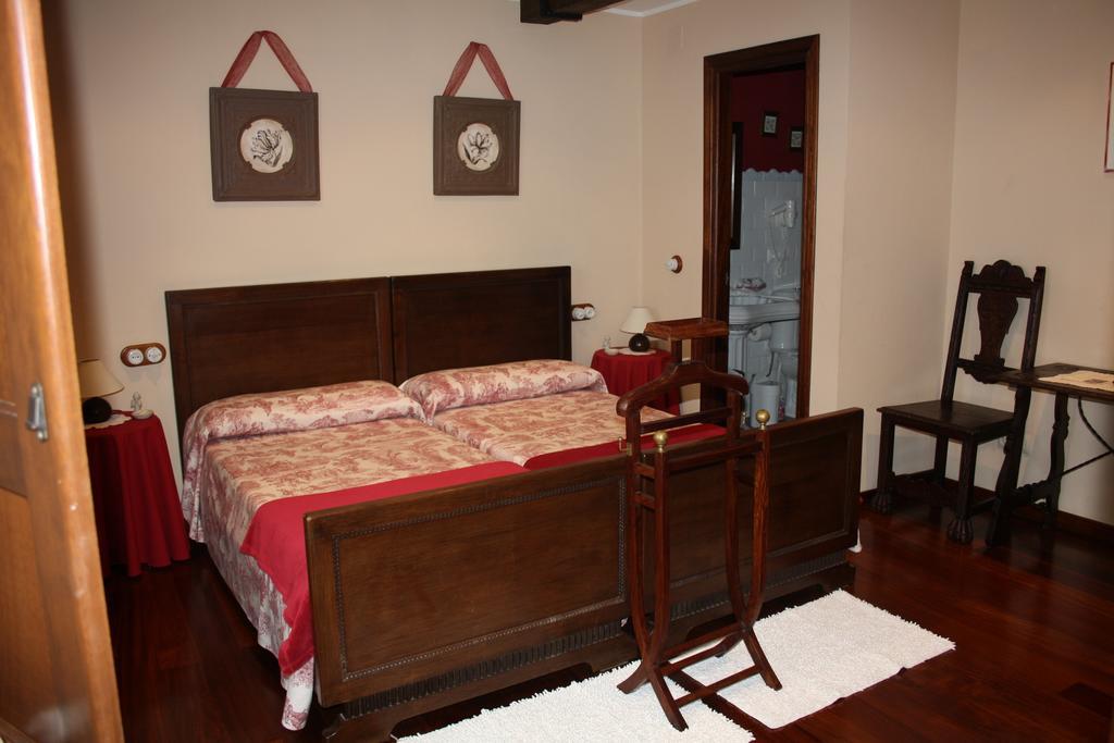 La Casona De Benito Pensionat Cudillero Rum bild